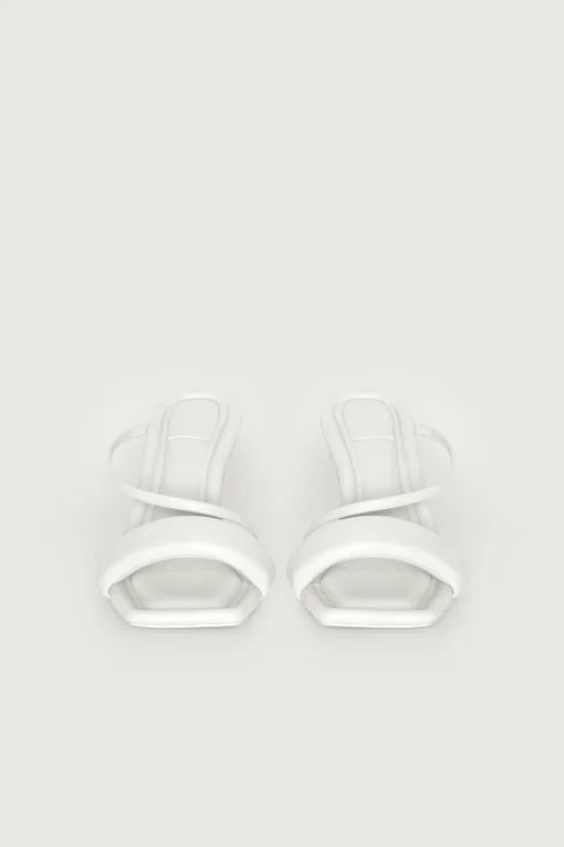 STRAPPY PADDED HEEL
