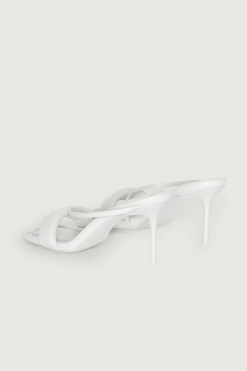 STRAPPY PADDED HEEL