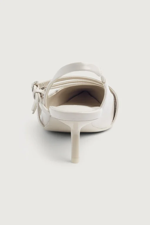 STRAPPY POINTED MULE