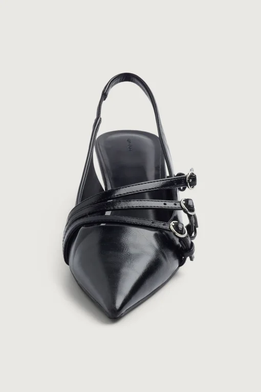 STRAPPY POINTED MULE