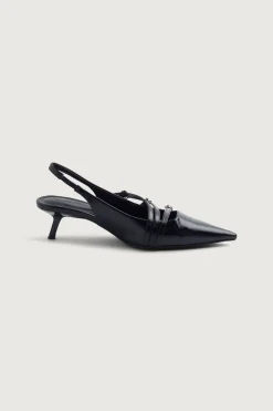 STRAPPY POINTED MULE