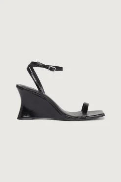 STRAPPY WEDGE SANDAL