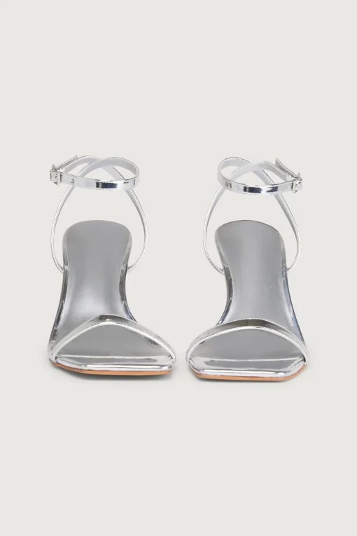 STRAPPY WEDGE SANDAL