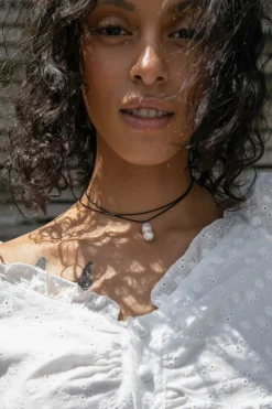 STRING NECKLACE WITH PENDANT