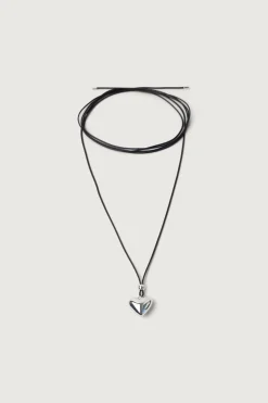 STRING NECKLACE WITH PENDANT