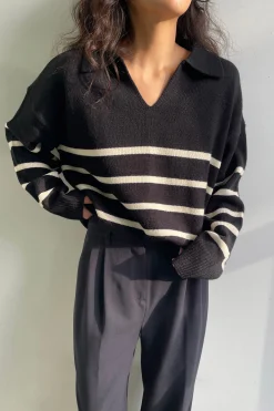 STRIPED COLLARED SWEATER