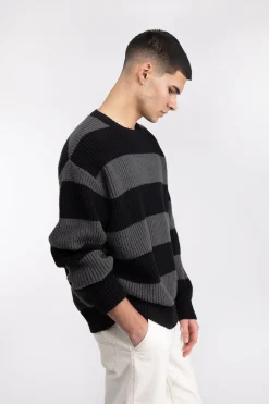 STRIPED CREWNECK SWEATER