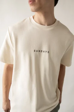 SUNDAY TEE