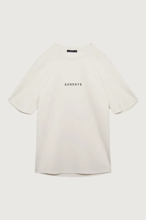 SUNDAY TEE
