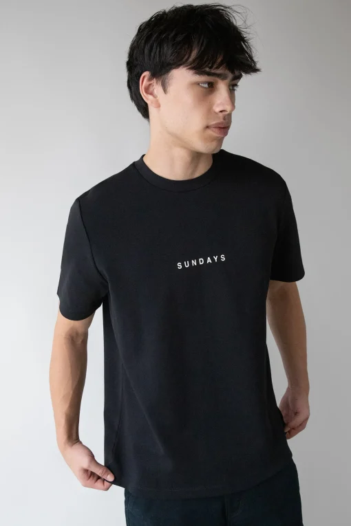 SUNDAY TEE