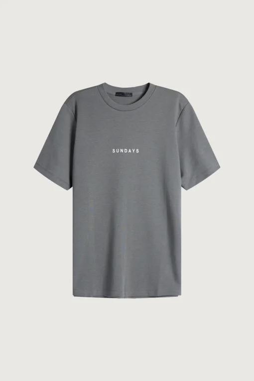 SUNDAYS TEE