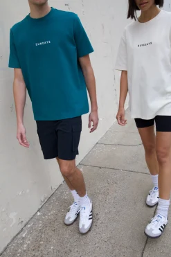 SUNDAYS TEE