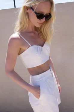 SWEETHEART NECKLINE CROP TOP