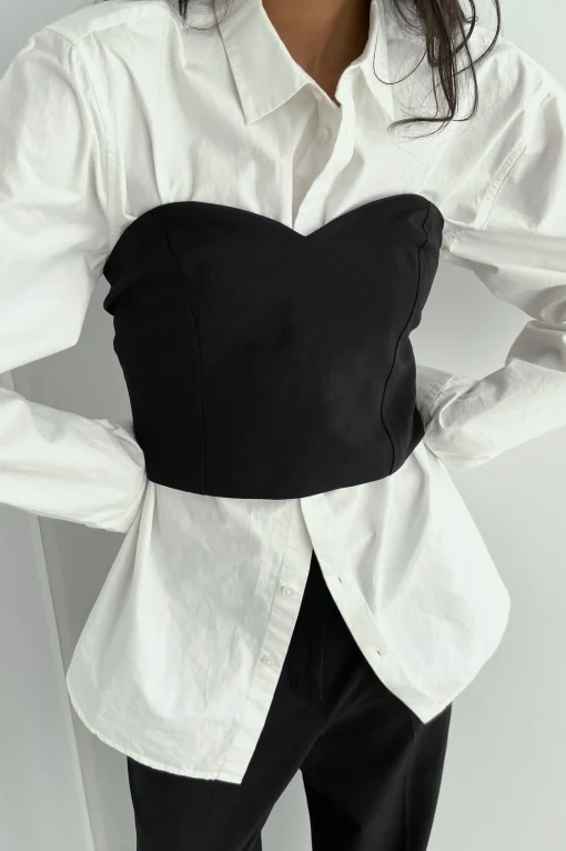 SWEETHEART NECKLINE TOP