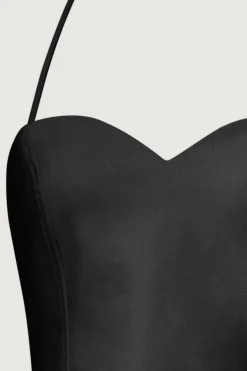 SWEETHEART NECKLINE TOP