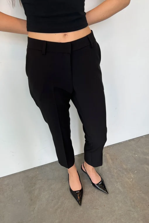 TAPERED TROUSER