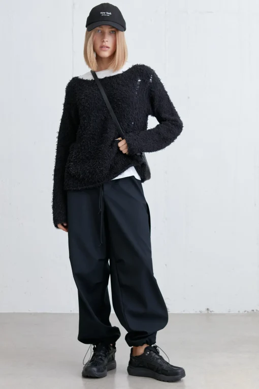 TEXTURED DISTRESSED SWEATER