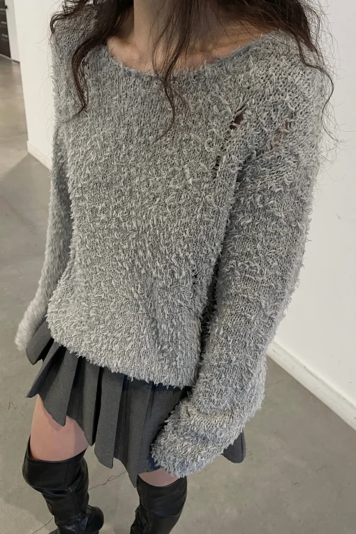 TEXTURED DISTRESSED SWEATER