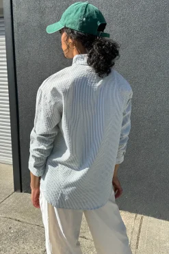 TEXTURED PINSTRIPE BUTTON UP SHIRT