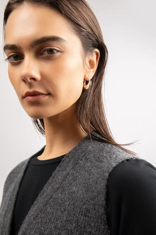 THICK CRESCENT HOOPS