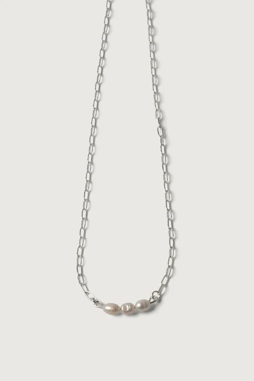 THREE NATURAL PEARL NECKLACE