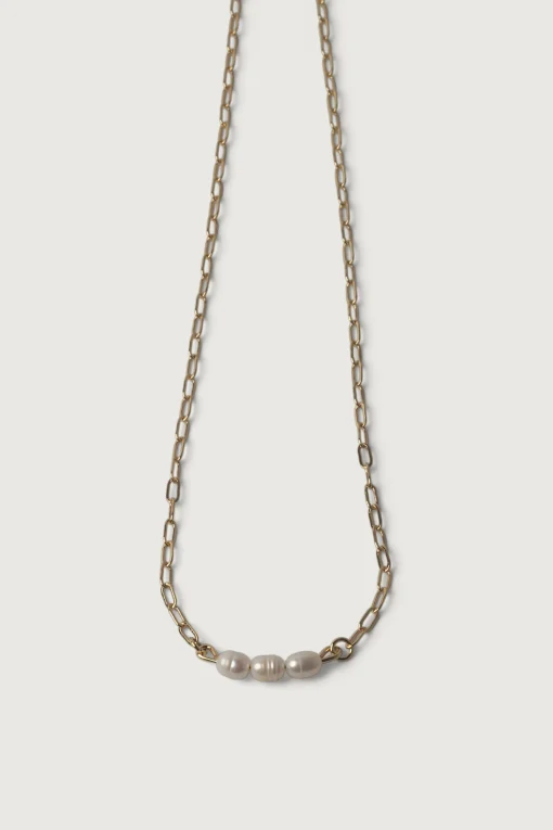 THREE NATURAL PEARL NECKLACE