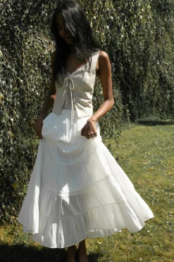 TIERED SKIRT WITH ELASTIC WAISTBAND