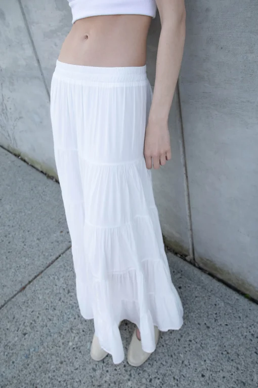 TIERED SKIRT WITH ELASTIC WAISTBAND