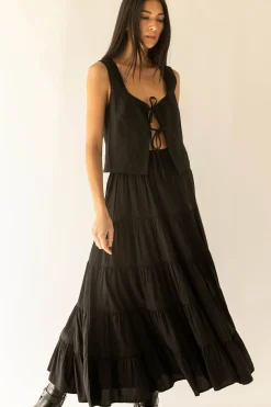 TIERED SKIRT WITH ELASTIC WAISTBAND