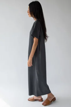 T-SHIRT DRESS