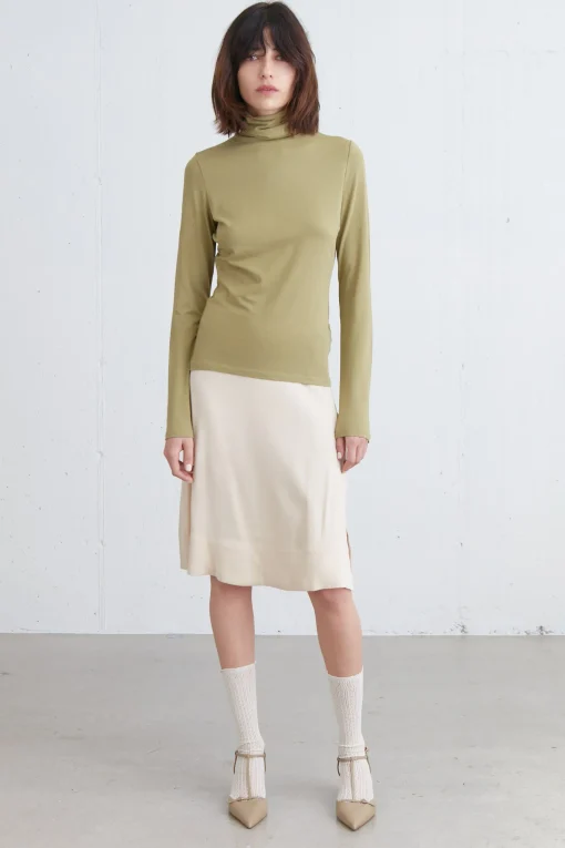 TURTLENECK KNIT TOP