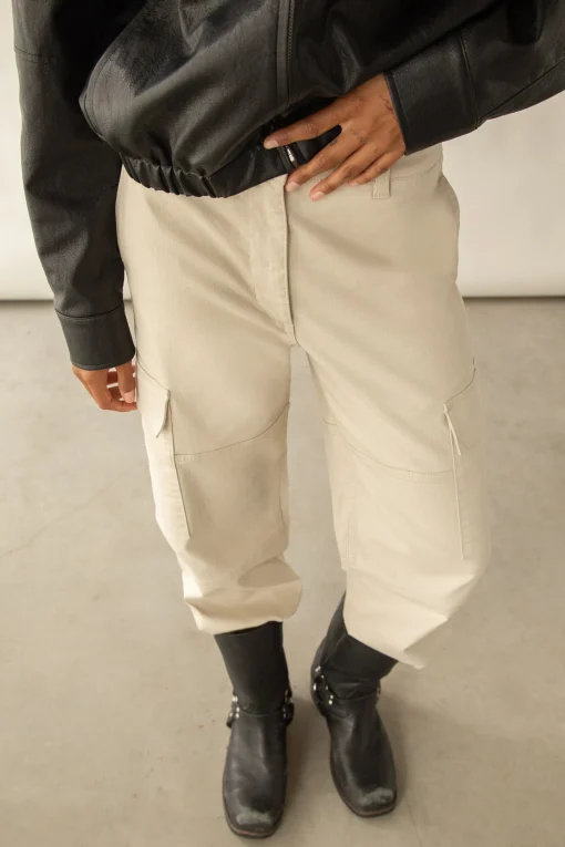 TWILL WIDE LEG CARGO PANT WITH SHOCK CORD