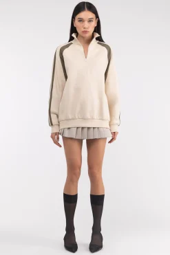 VARSITY HALF ZIP PULLOVER