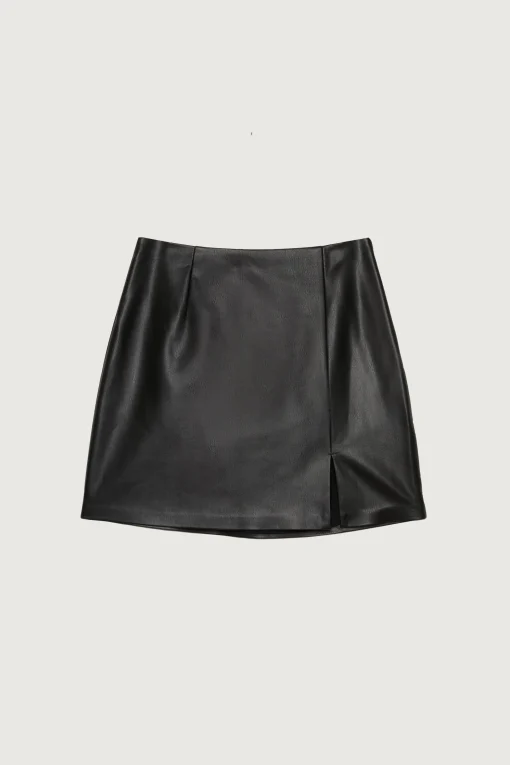 VEGAN LEATHER MINI SKIRT