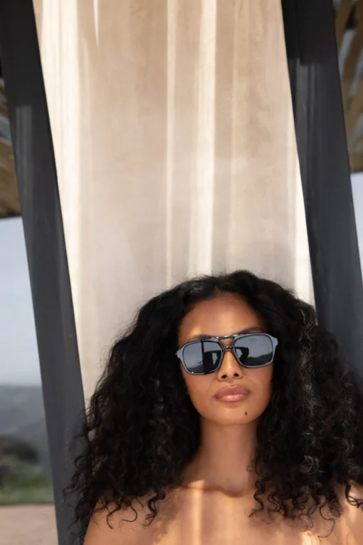 VINTAGE AVIATOR SUNGLASSES