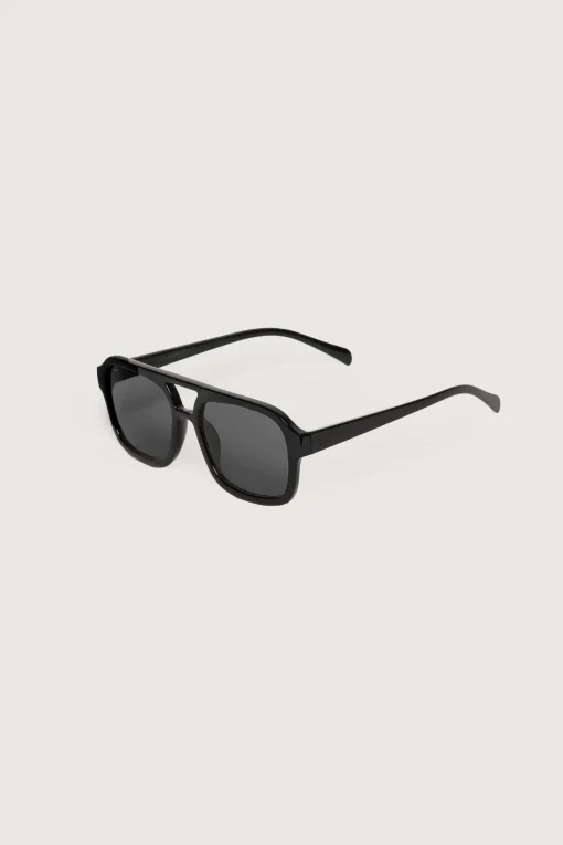 VINTAGE AVIATOR SUNGLASSES