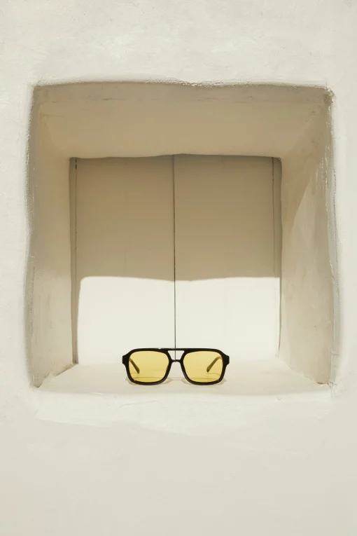 VINTAGE AVIATOR SUNGLASSES