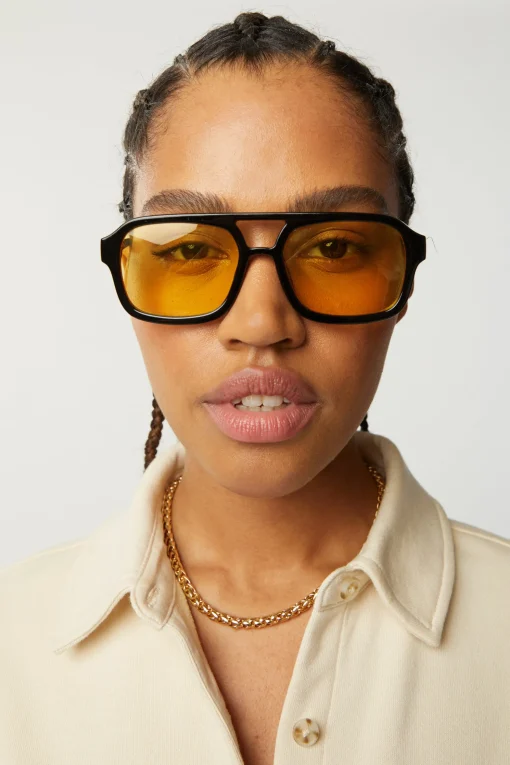 VINTAGE AVIATOR SUNGLASSES