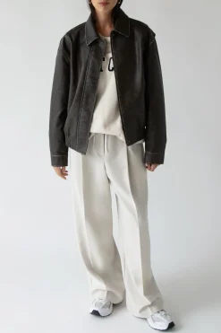 VINTAGE INSPIRED VEGAN LEATHER BOMBER JACKET