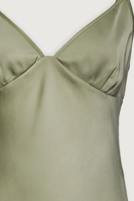 V-NECK SATIN TANK
