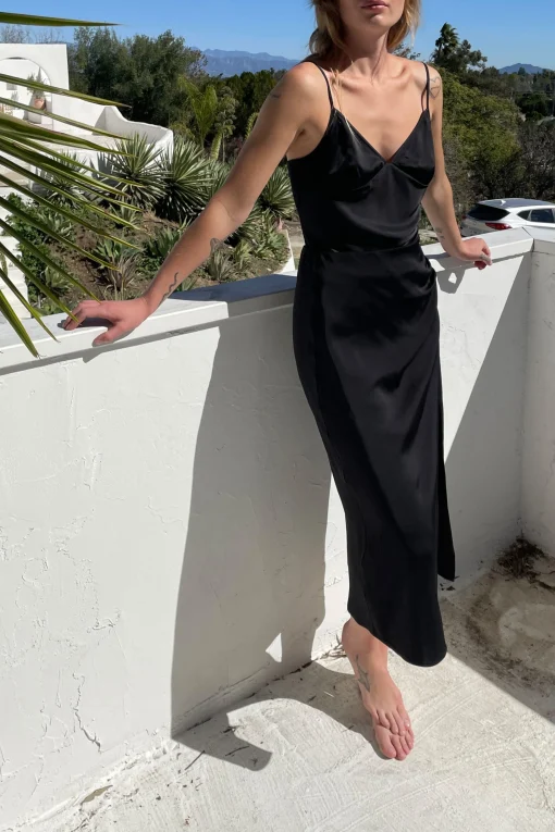 V-NECK SATIN TANK