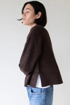 V-NECK SWEATER