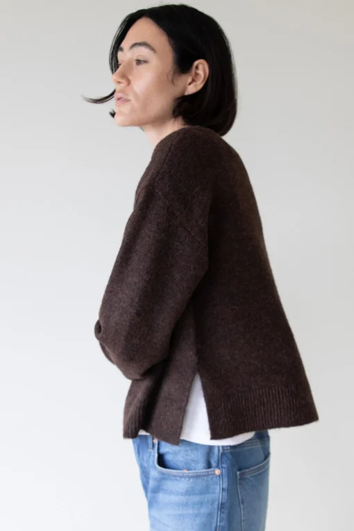 V-NECK SWEATER
