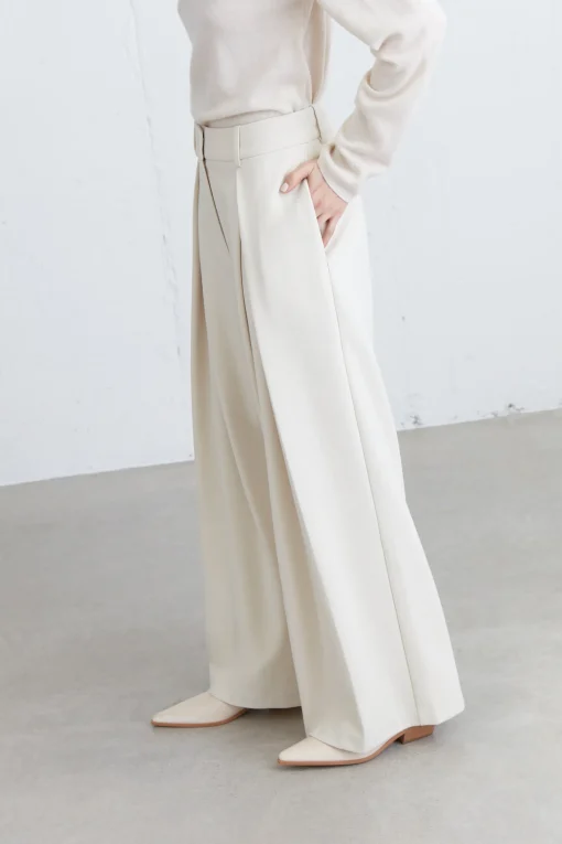 WIDE LEG PANT WITH FRONT PLEAT