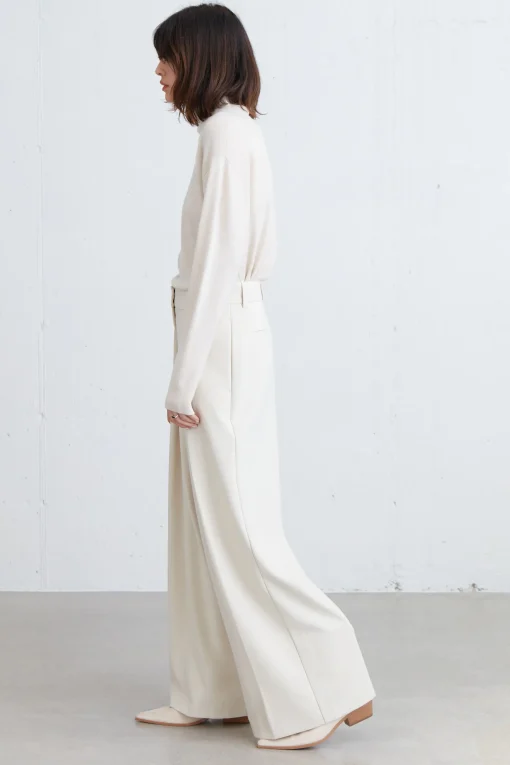 WIDE LEG PANT WITH FRONT PLEAT