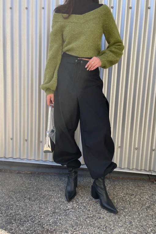 WIDE LEG PARACHUTE PANT