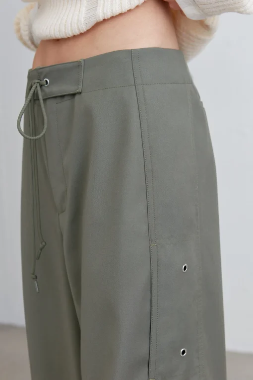 WIDE LEG PARACHUTE PANT