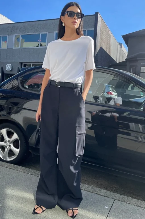 WIDE LEG SUITING PANT WITH CARGO POCKETS