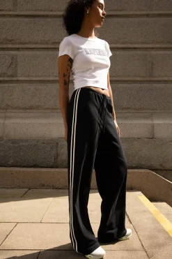 WIDE LEG SWEATPANTS WITH SIDE DETAIL