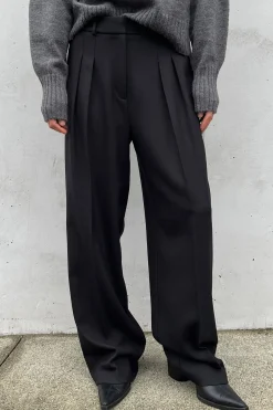 WIDE LEG TROUSER